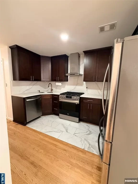 3BR Multi-Family for Rent in Jersey City, NJ