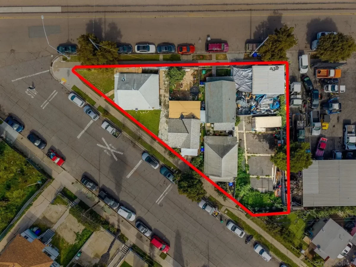 8BR Multi-Family for Sale in San Diego, CA