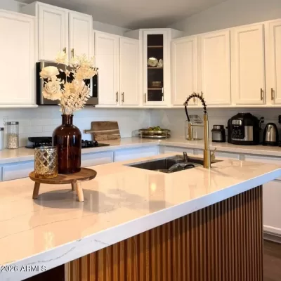 3BR Mobile Home for Sale in Glendale, AZ