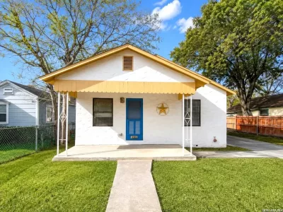 3BR House for Sale in San Antonio, TX