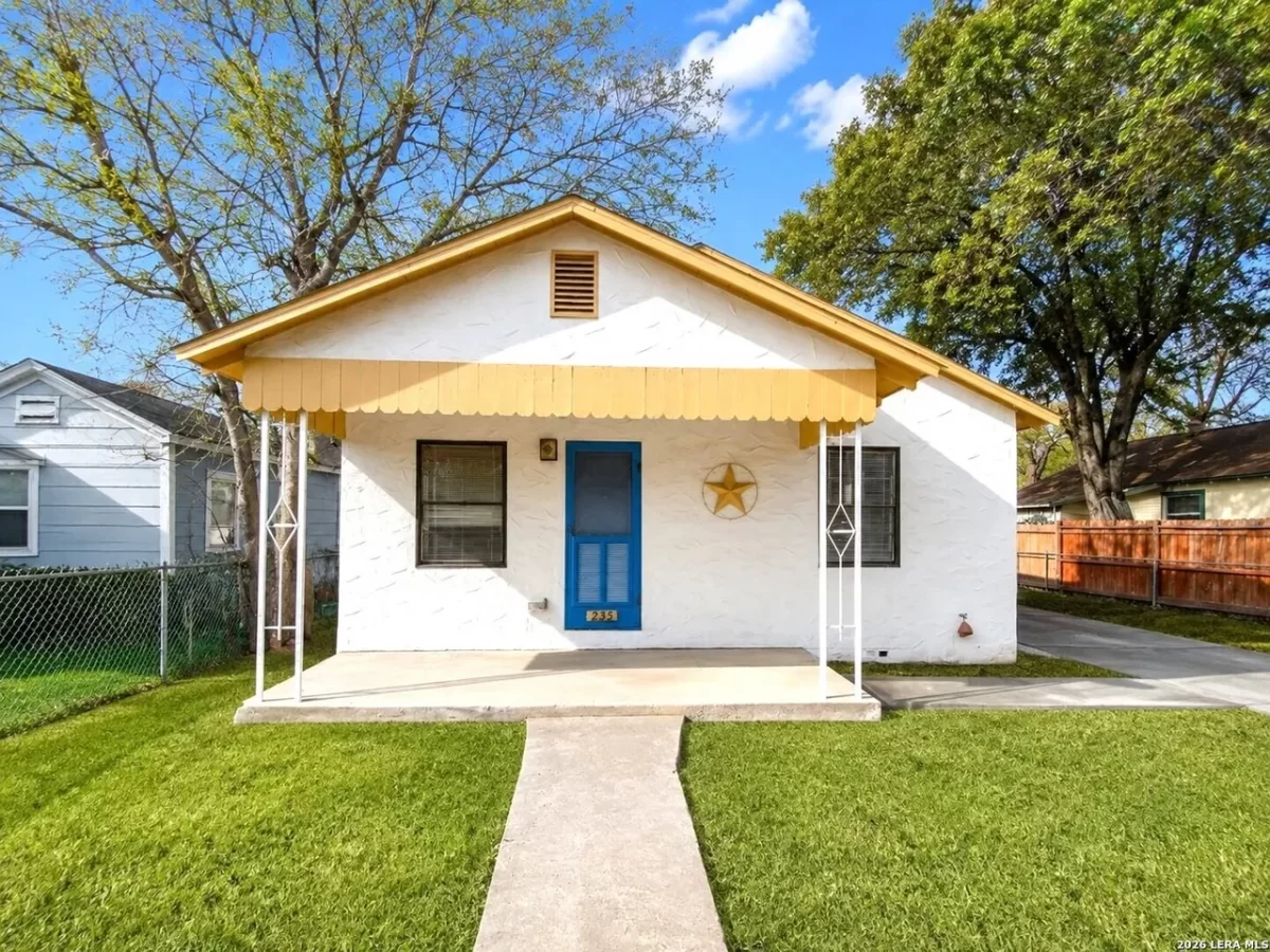 3BR House for Sale in San Antonio, TX