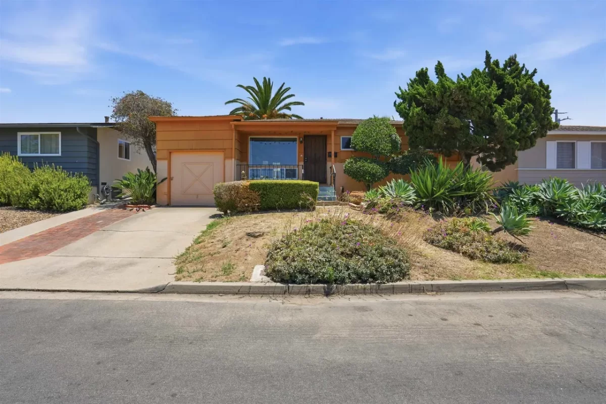 3BR House for Sale in San Diego, CA