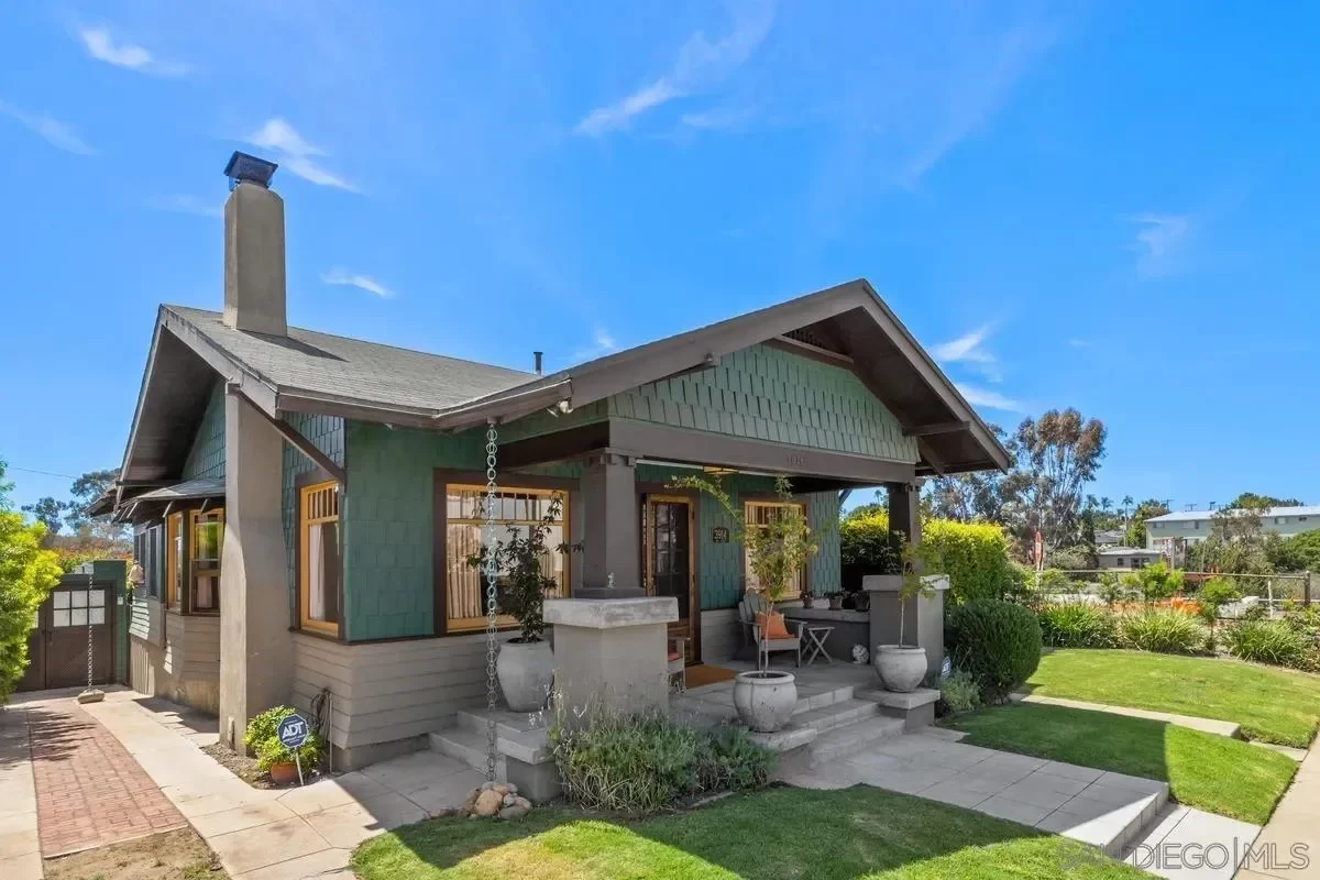 2BR House for Sale in San Diego, CA