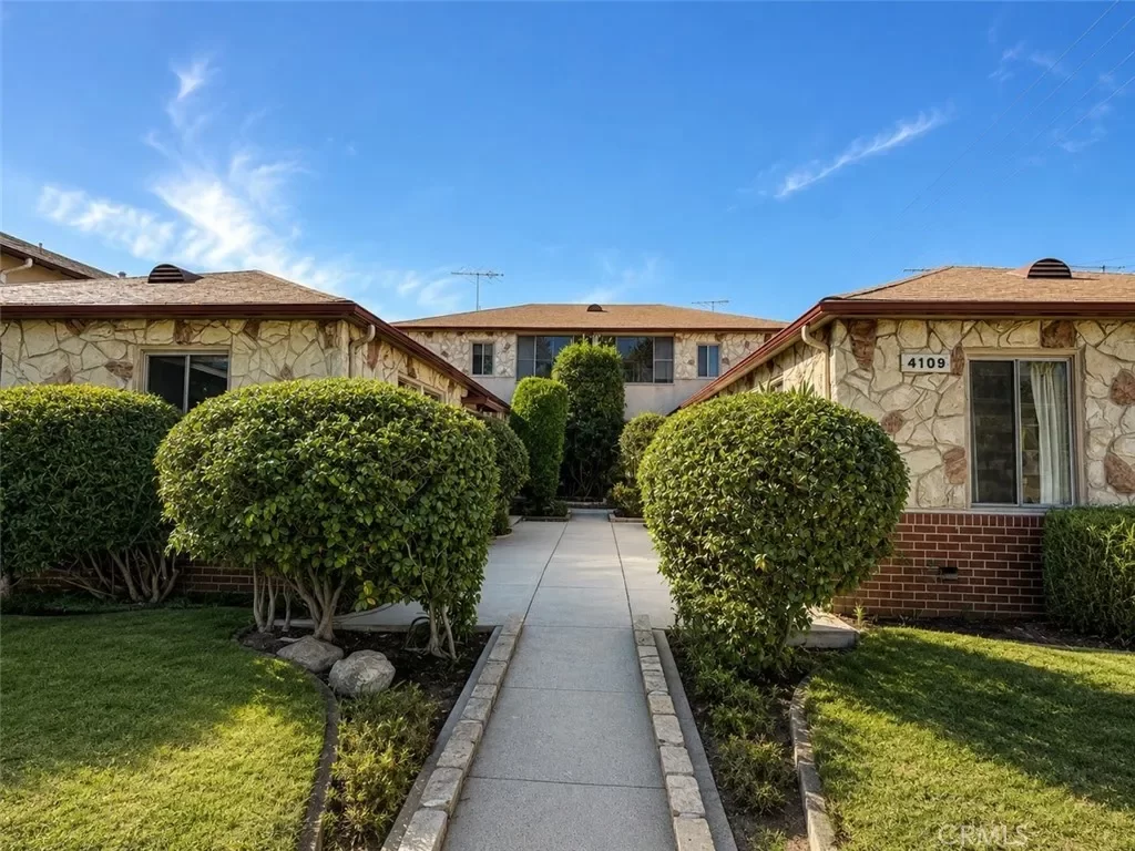 2BR House for Rent in Burbank, CA