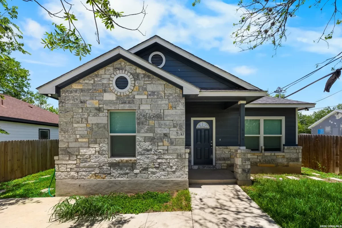 3BR House for Sale in San Antonio, TX