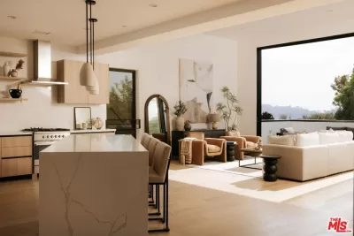 3BR Condo for Sale in Los Angeles, CA