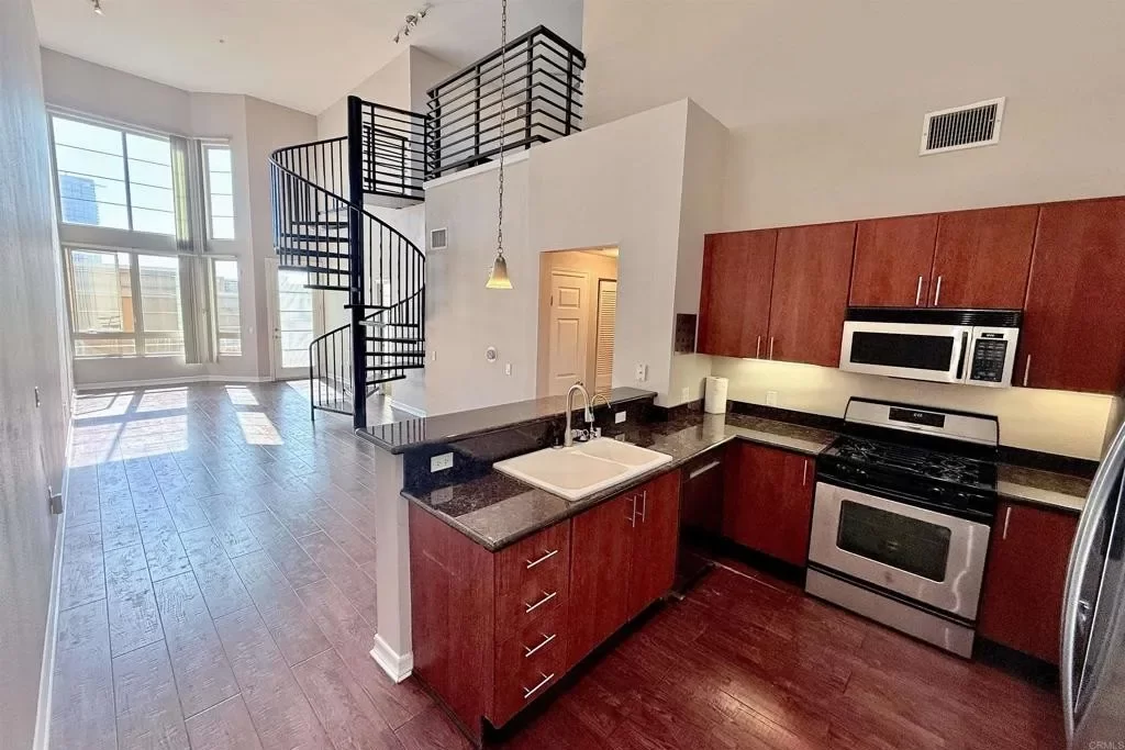 2BR Condo for Sale in San Diego, CA
