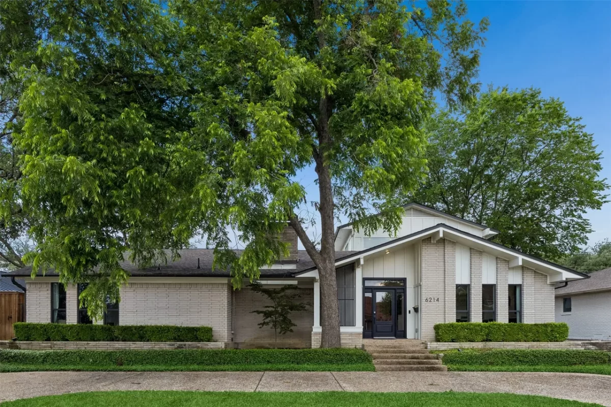 4BR House for Sale in Dallas, TX