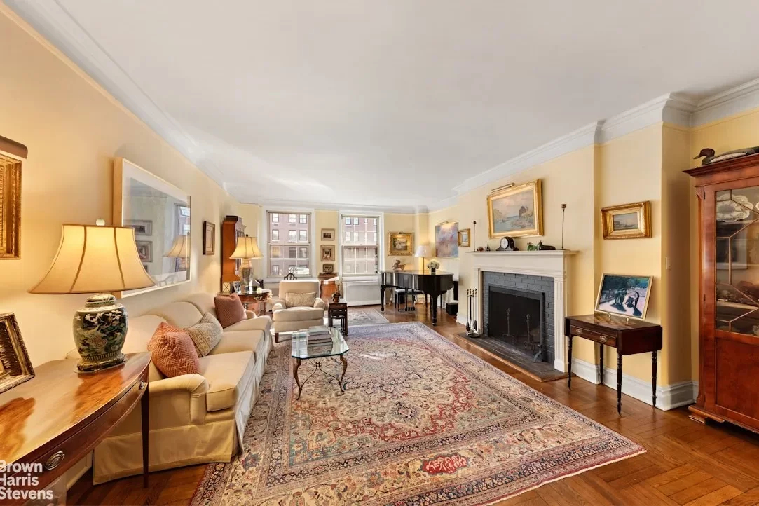 3BR Multi-Family for Sale in Manhattan, NY