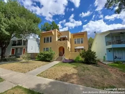2BR House for Rent in San Antonio, TX
