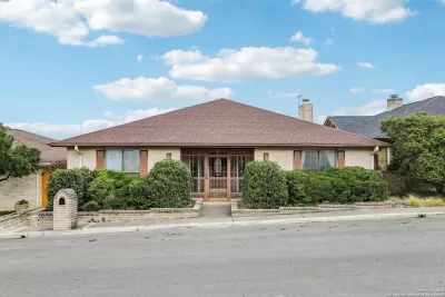 3BR House for Sale in Windcrest, TX