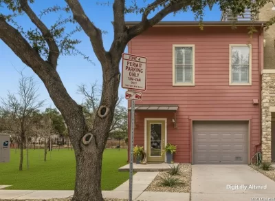 2BR House for Sale in San Antonio, TX
