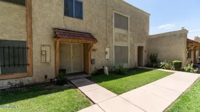 3BR Townhouse for Sale in Phoenix, AZ