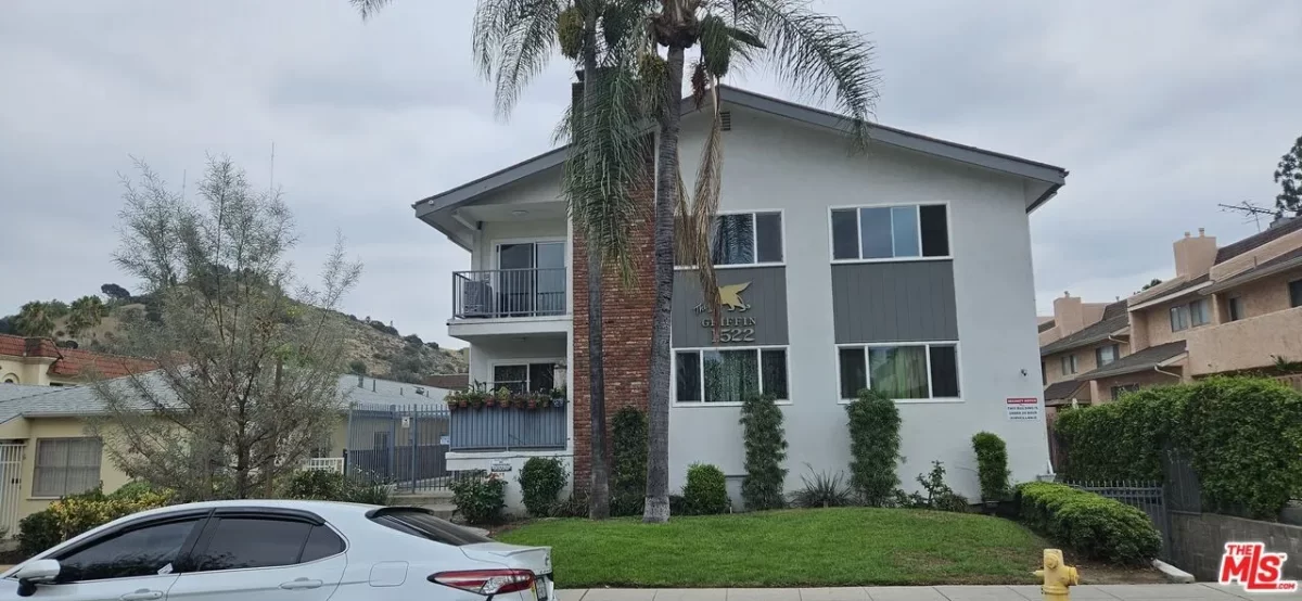 2BR Townhouse for Rent in Glendale, CA