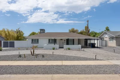 4BR House for Sale in Phoenix, AZ