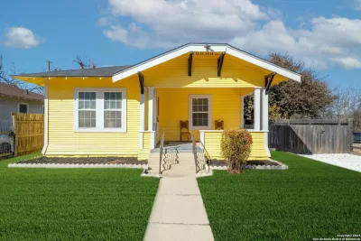 2BR House for Rent in San Antonio, TX