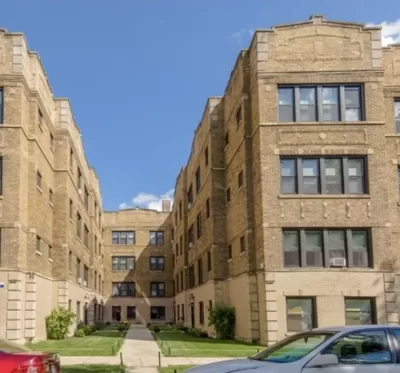 2BR House for Rent in Chicago, IL