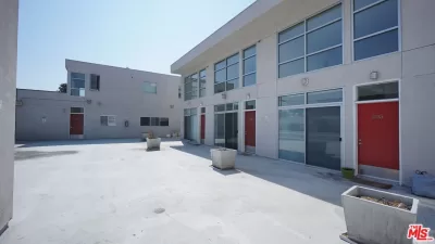 3BR Townhouse for Rent in Los Angeles, CA