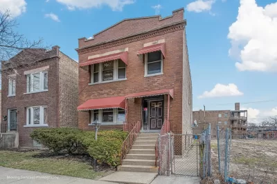 3BR Multi-Family for Sale in Chicago, IL