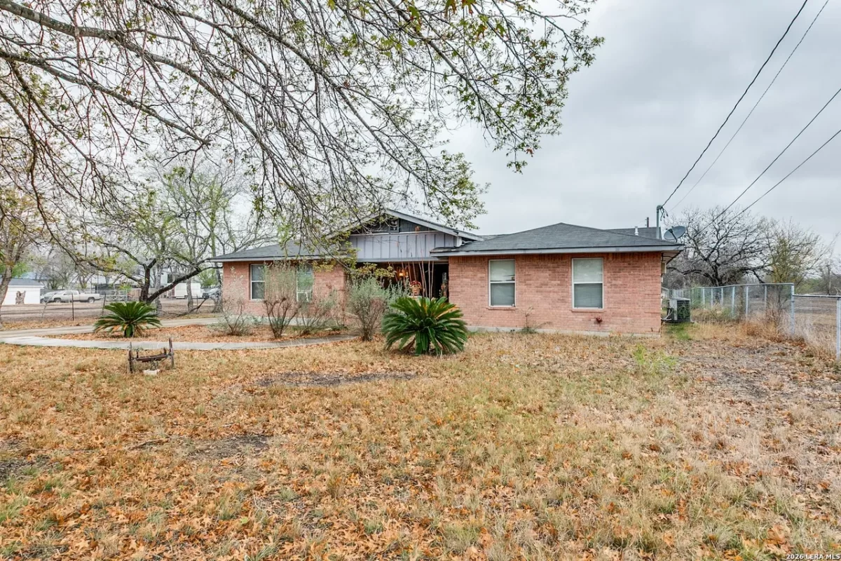 4BR House for Sale in San Antonio, TX