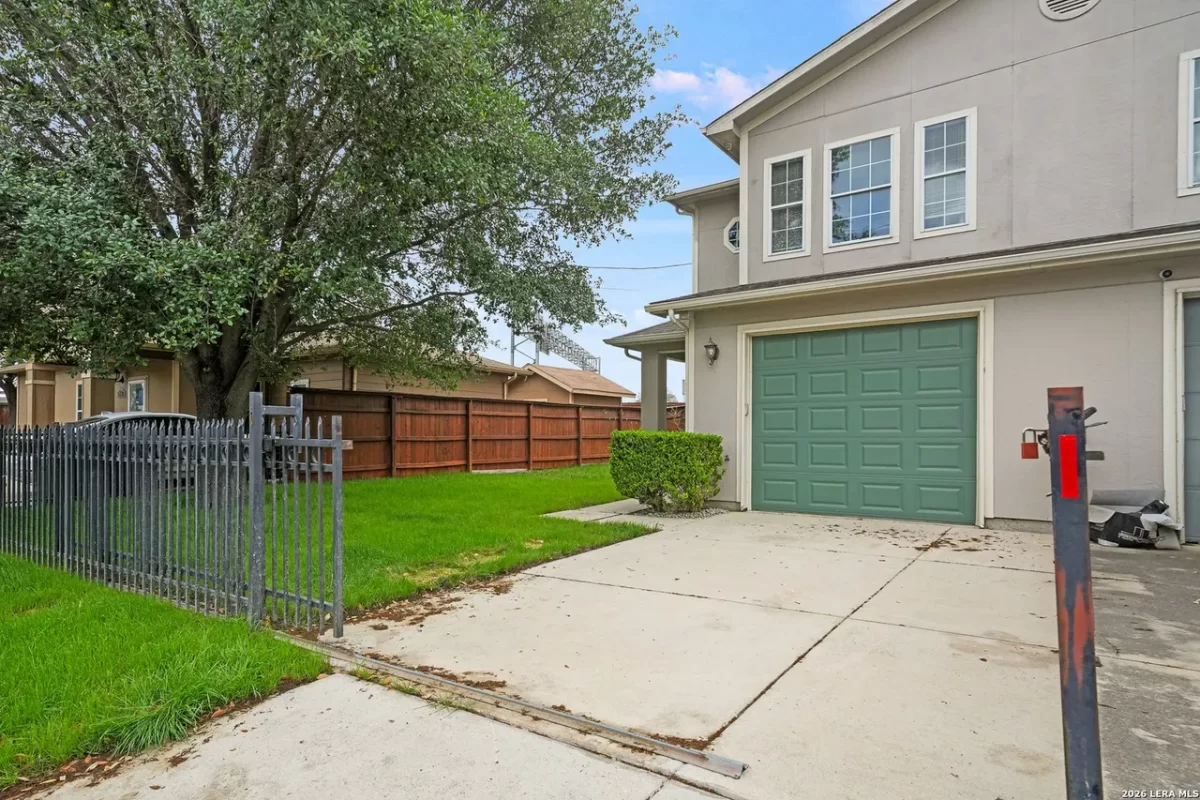 3BR House for Sale in San Antonio, TX