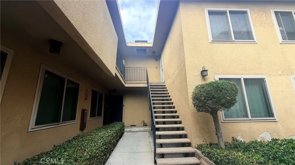 1BR Condo for Sale in Inglewood, CA