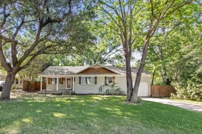 3BR House for Sale in Dallas, TX