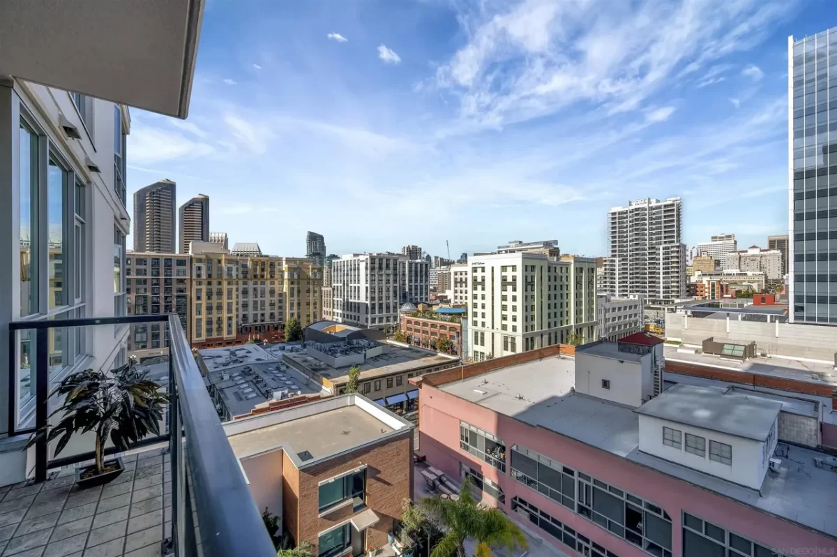 2BR Condo for Sale in San Diego, CA