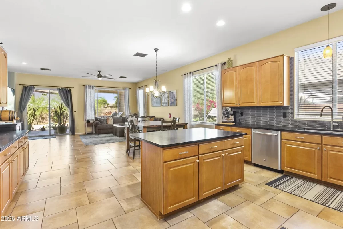 4BR House for Sale in Laveen, AZ