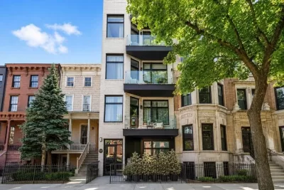 2BR Condo for Sale in Brooklyn, NY