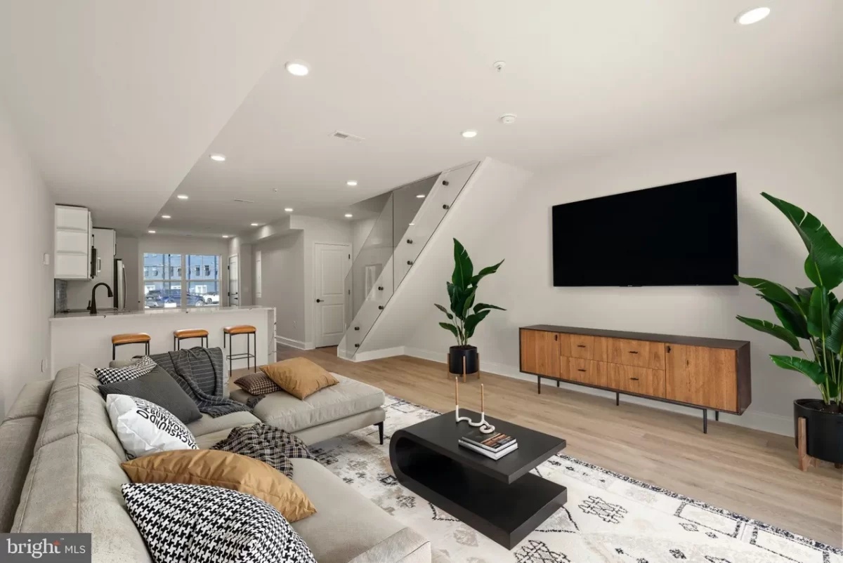 2BR Condo for Sale in Philadelphia, PA