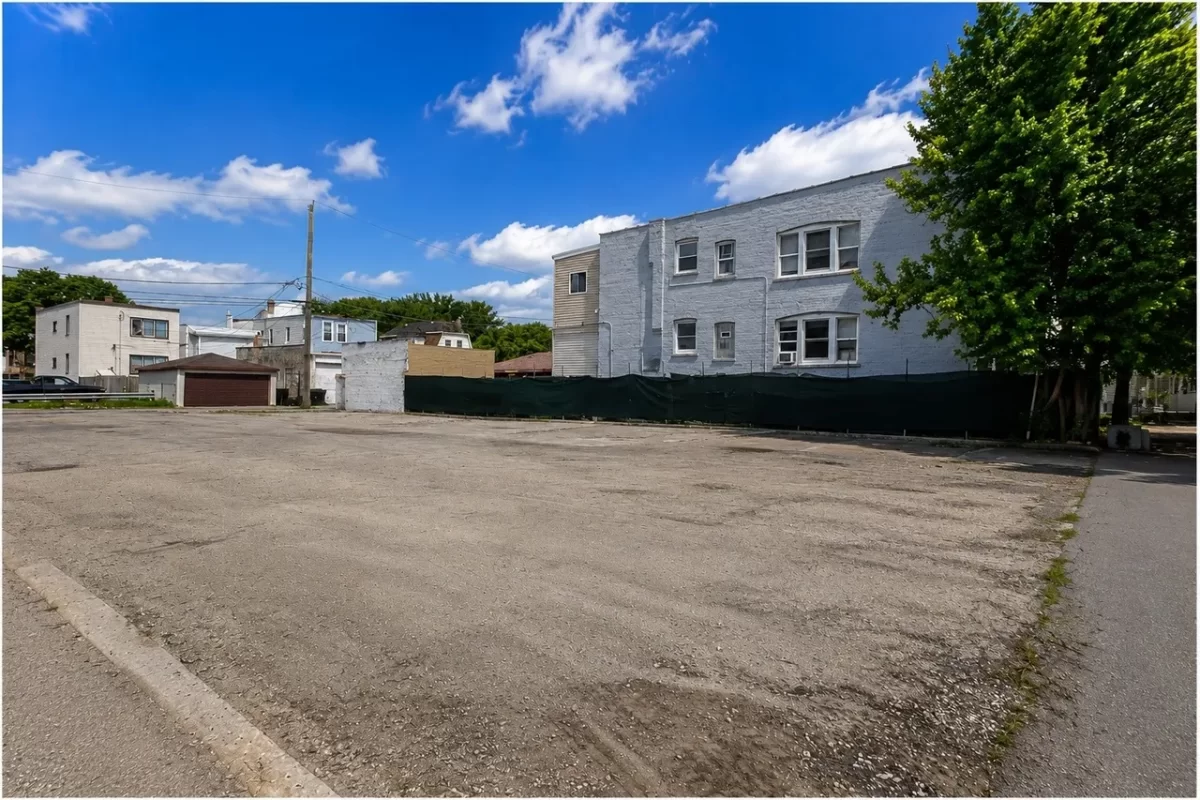Land for Sale in Chicago, IL