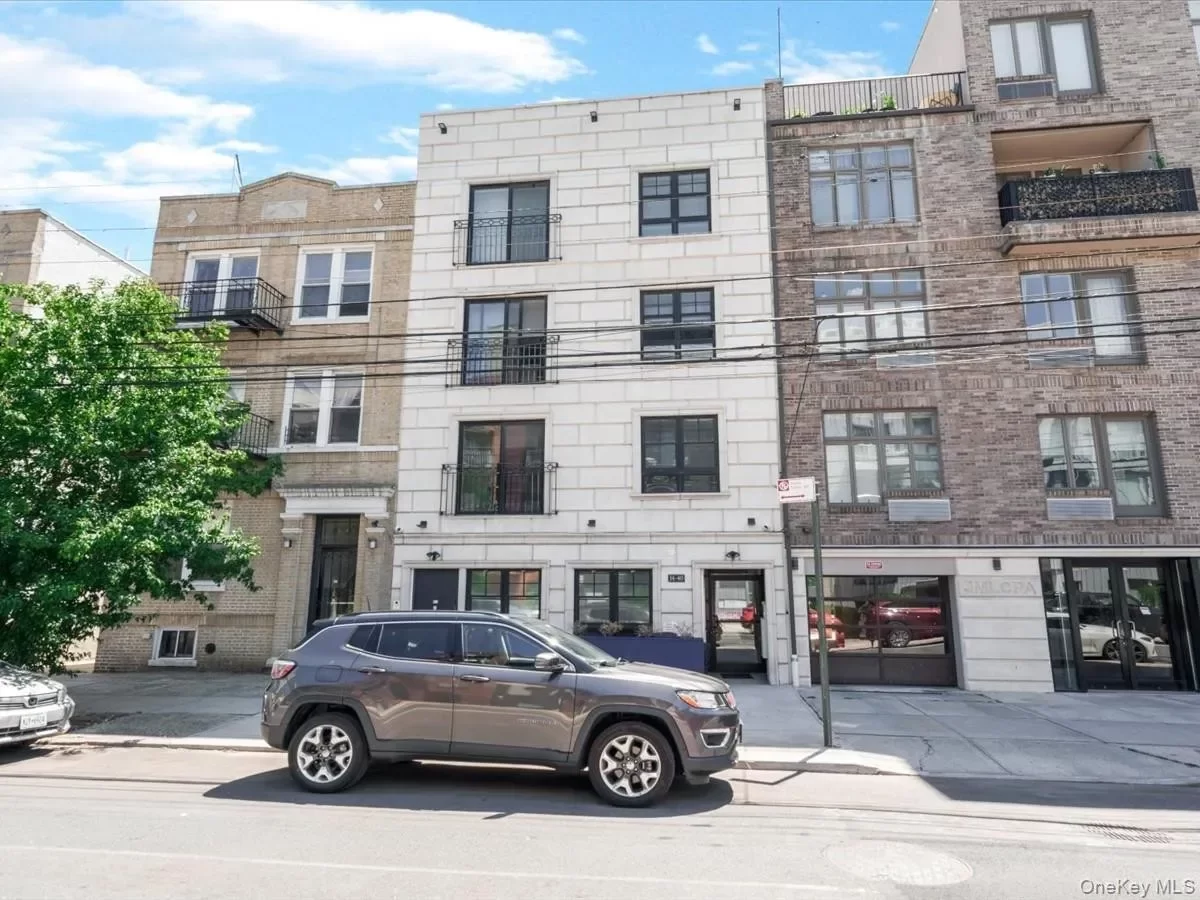 1BR Condo for Sale in Astoria, NY