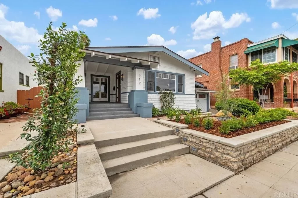2BR House for Sale in Mission Hills, CA