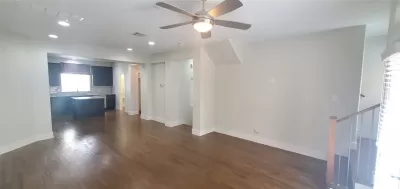2BR Townhouse for Rent in Dallas, TX