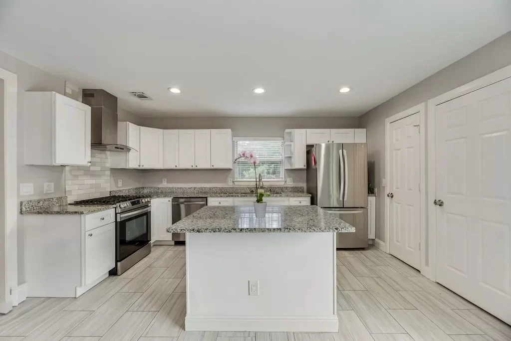 4BR House for Sale in Dallas, TX