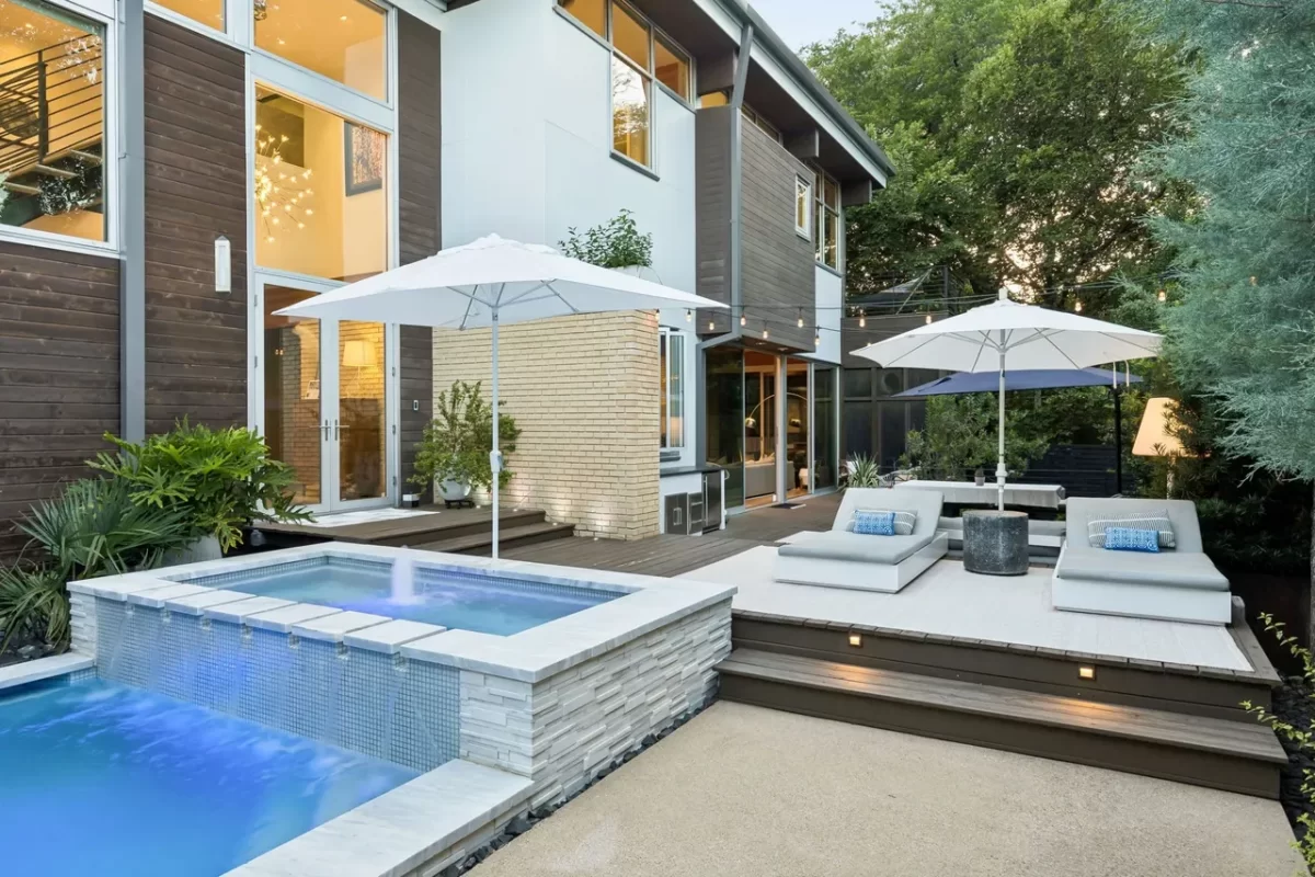 4BR House for Sale in Dallas, TX