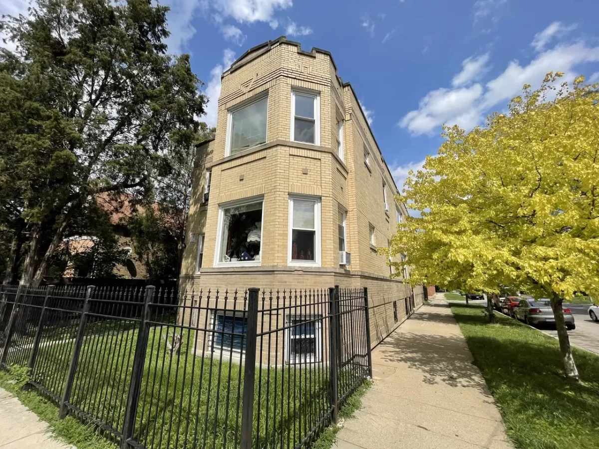 2BR Apartment for Rent in Chicago, IL