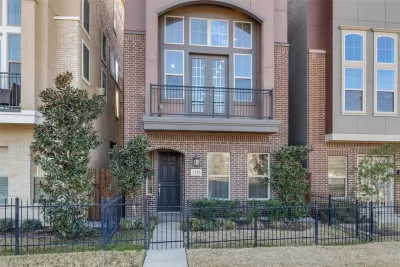 4BR House for Sale in Dallas, TX