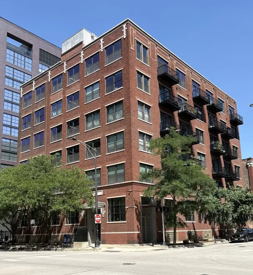 1BR Condo for Sale in Chicago, IL