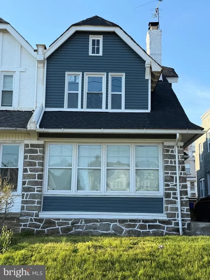 4BR Townhouse for Sale in Philadelphia, PA
