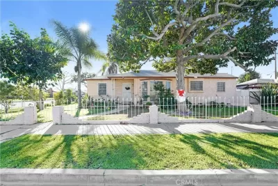 2BR House for Sale in Inglewood, CA