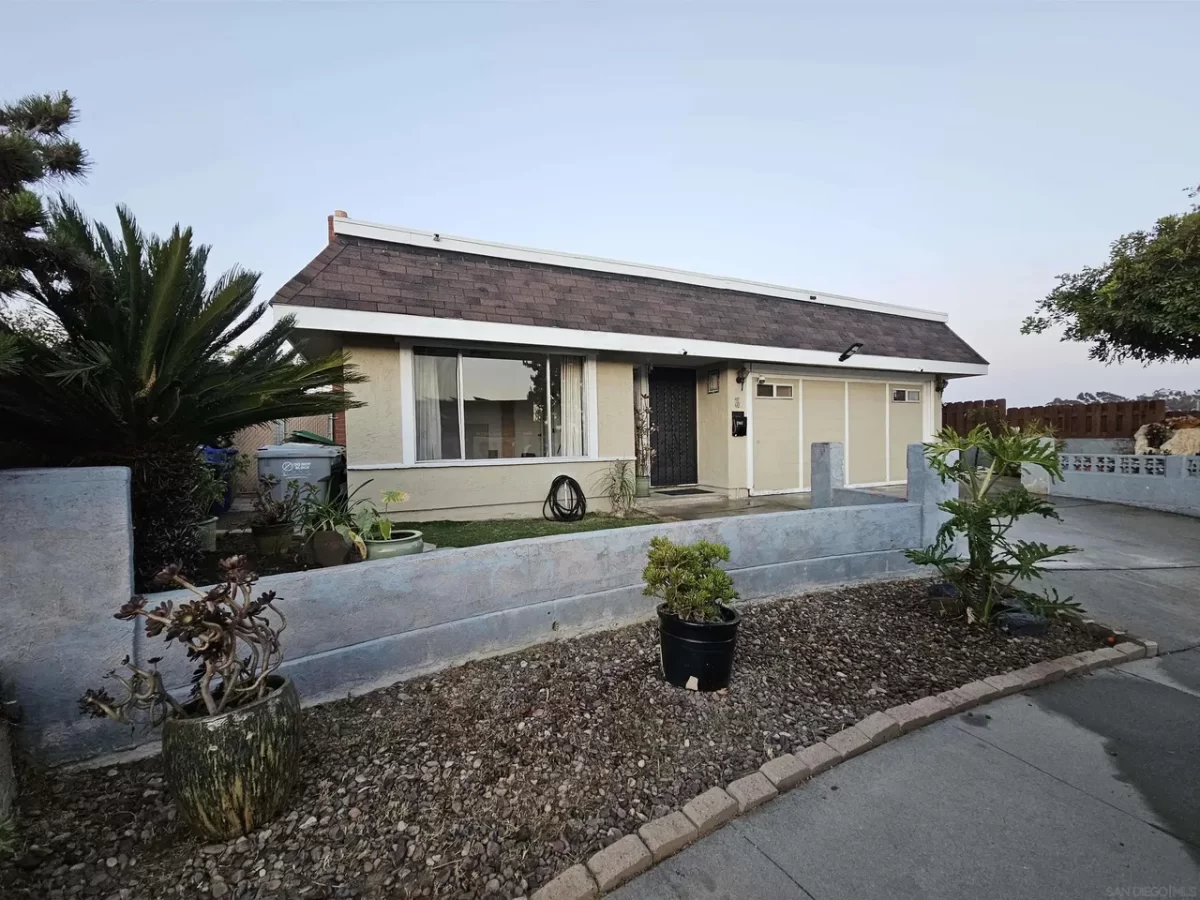 4BR House for Sale in San Diego, CA