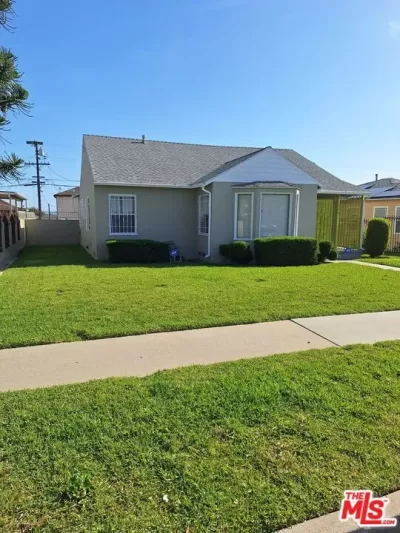 3BR House for Sale in Los Angeles, CA