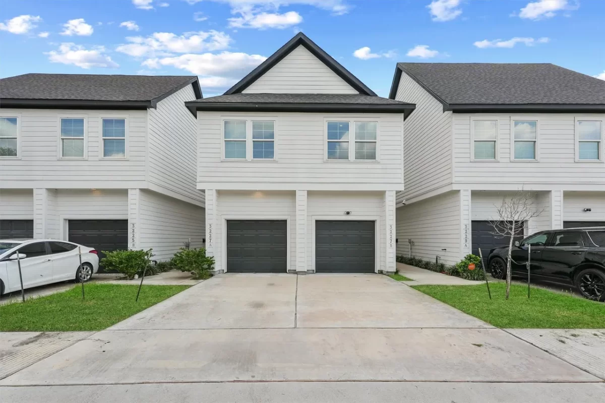 4BR Multi-Family for Sale in Houston, TX
