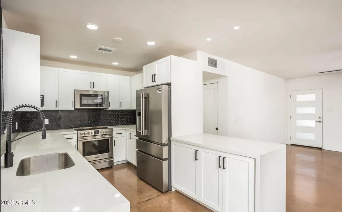 3BR House for Sale in Phoenix, AZ