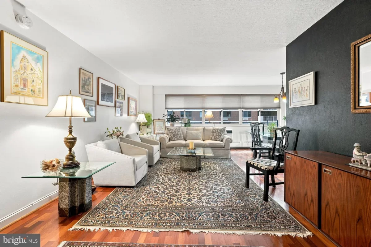 2BR Condo for Sale in Philadelphia, PA