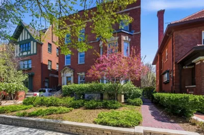 7BR House for Sale in Chicago, IL