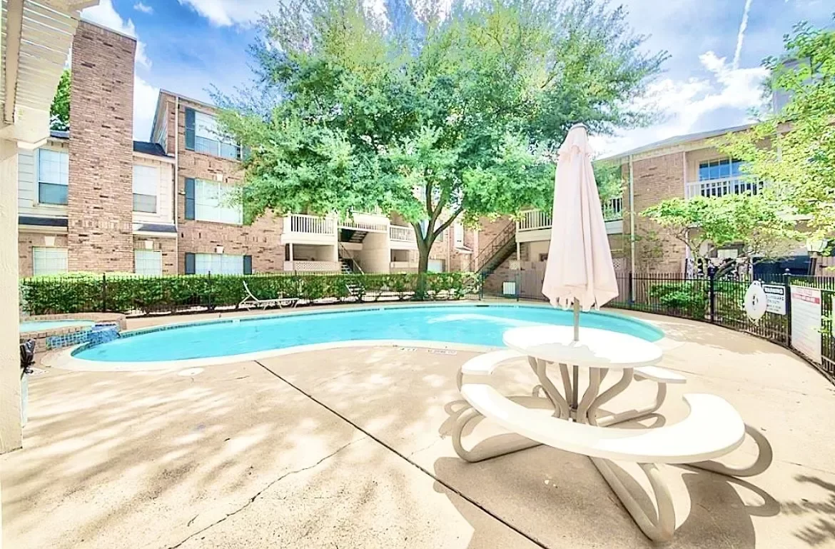 2BR Condo for Rent in Houston, TX