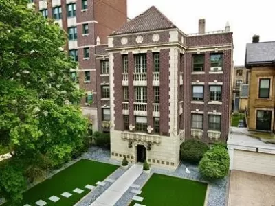 House for Rent in Chicago, IL